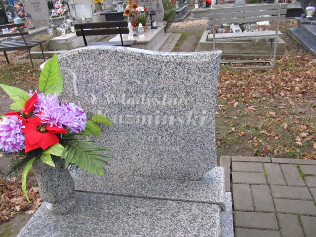 Grób Władysław Kuźmiński